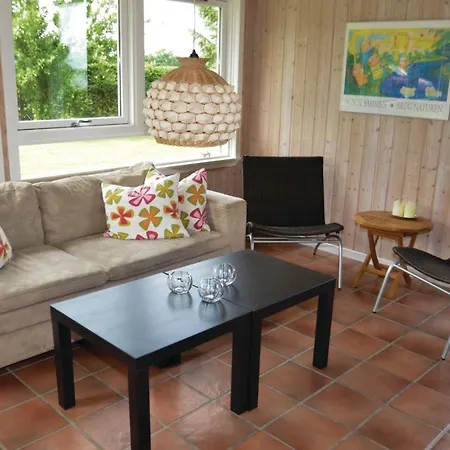 Casa de Férias Cozy In Hojslev With House Sea View Lund (Hojslev)